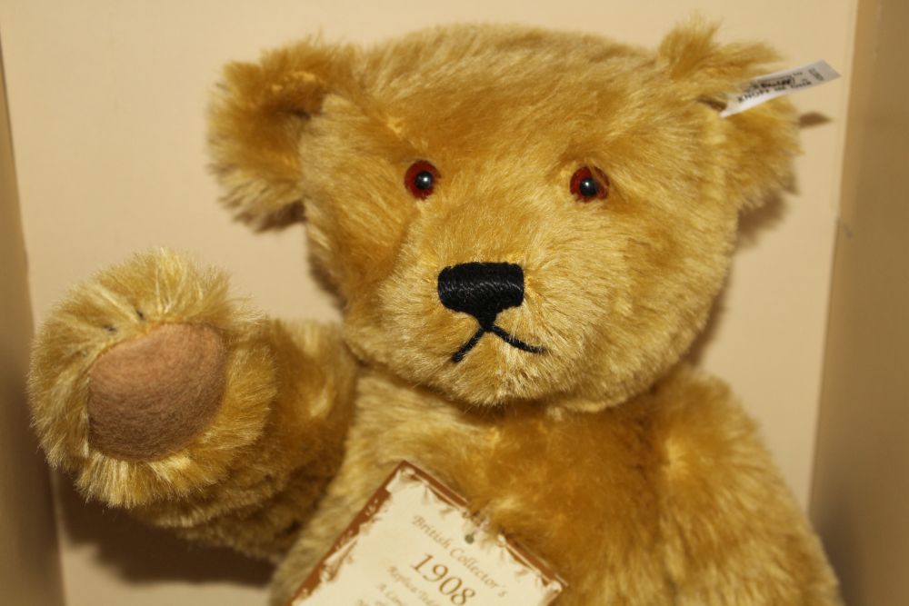 Four limited edition Steiff teddy bears; Teddy Bear 1908 Blond 40, 1911 Replica, Teddy Bear brown tipped 35 1995 and Teddy Bear 1908 Bl